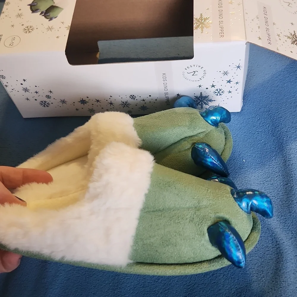 NIB Kids Dino Slippers with Blue Claws